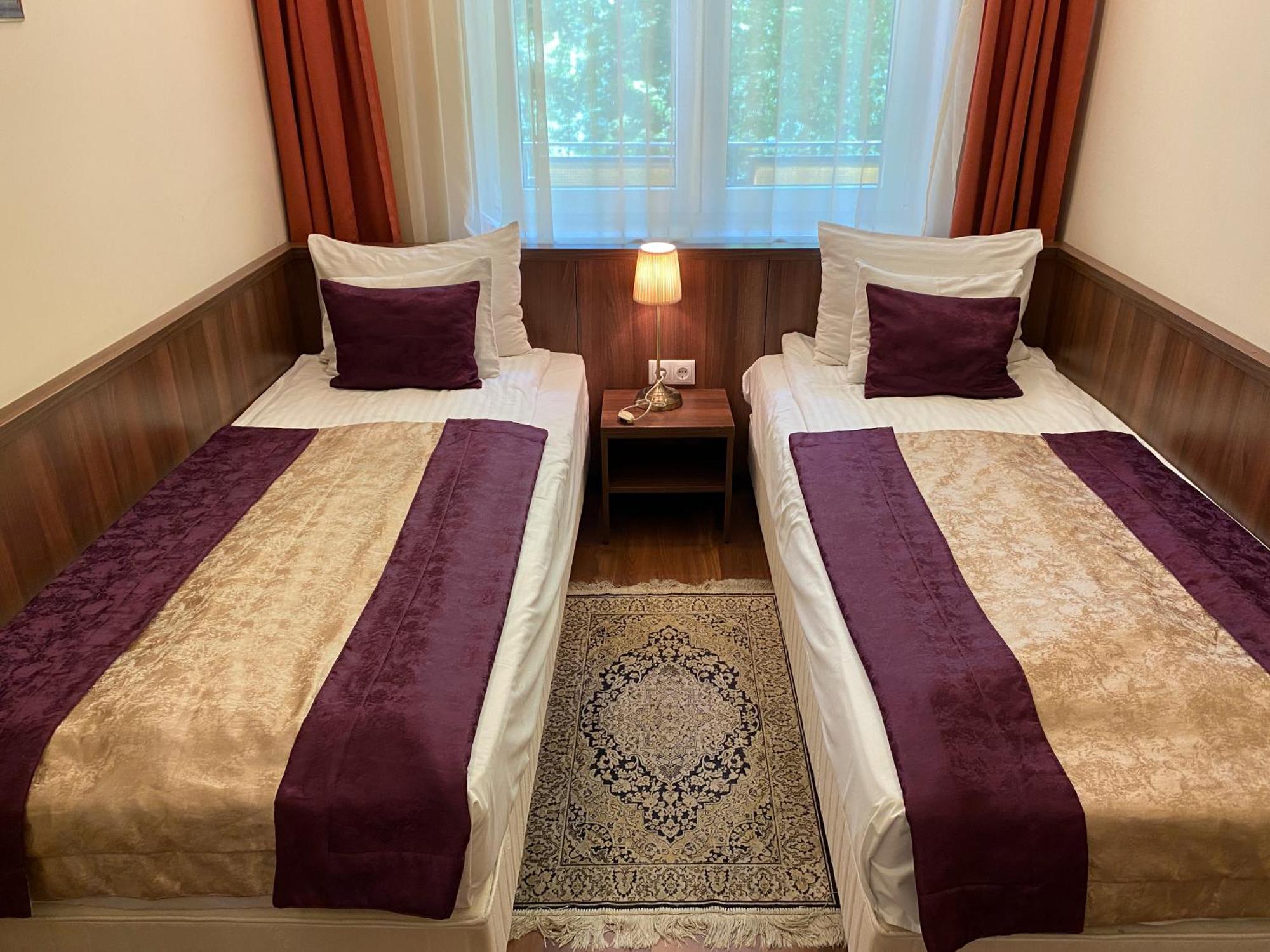 Gold Hotel Budapeşte Oda fotoğraf