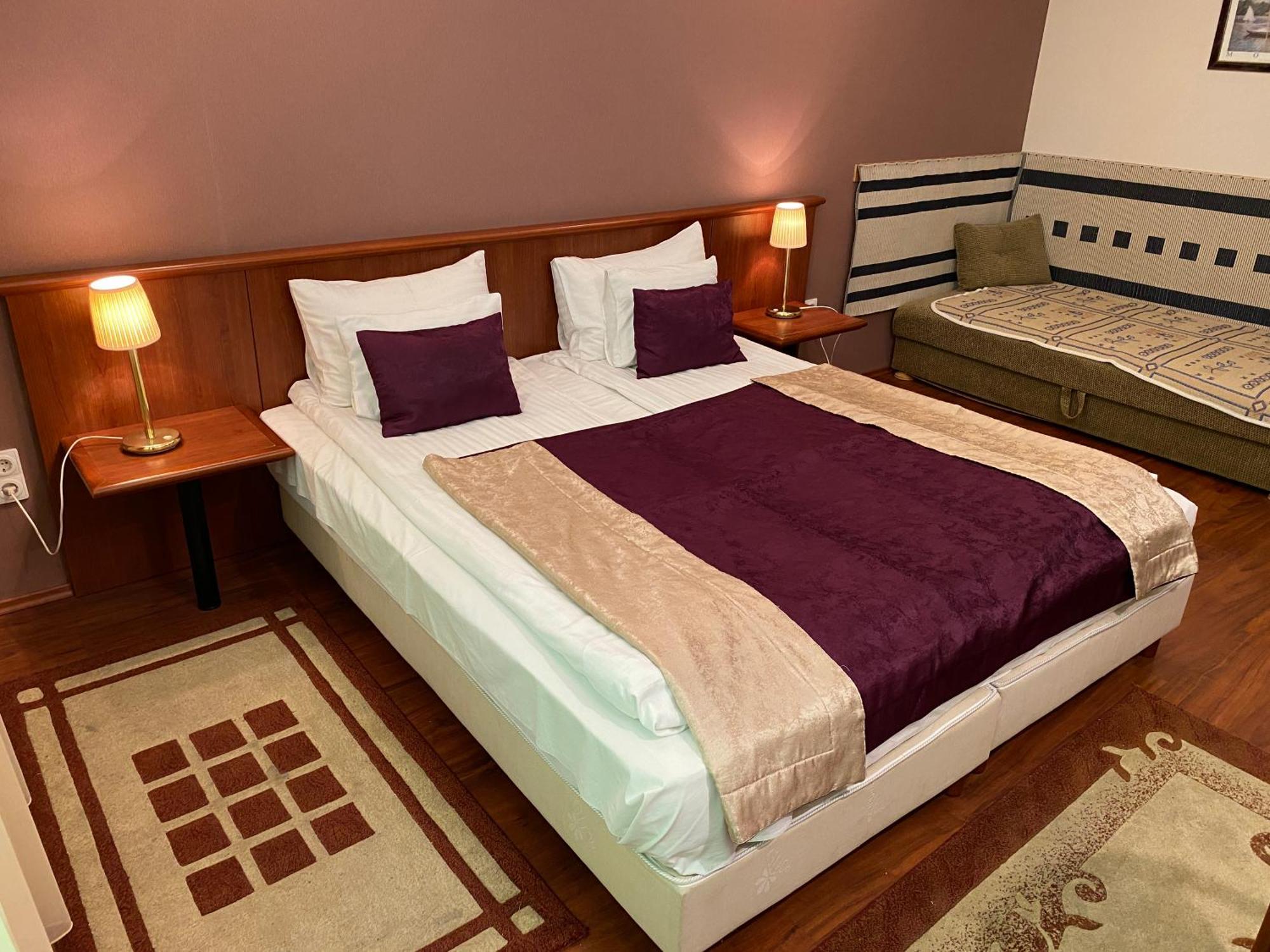 Gold Hotel Budapeşte Oda fotoğraf